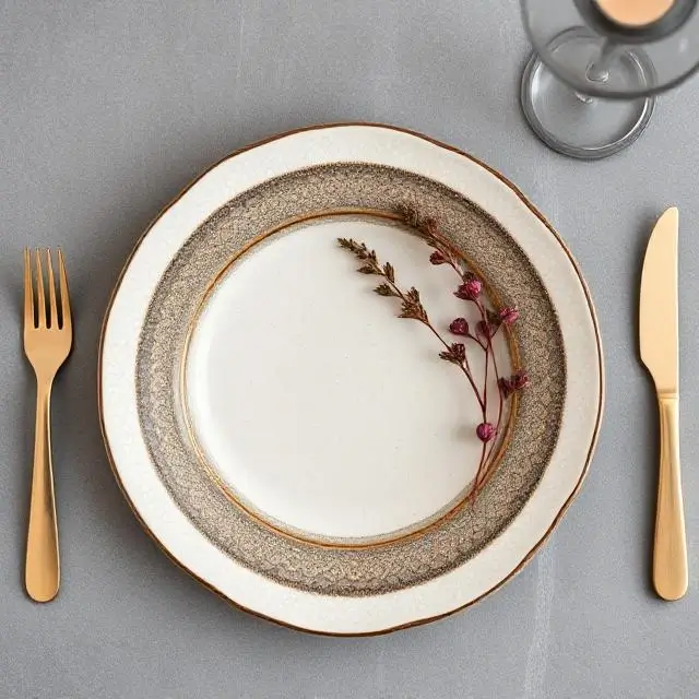 Ceramic dinner plate